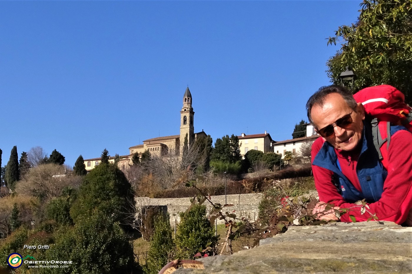 21 'Salita dello Scorlazzino' con vista sul Tempio dei Caduti di Sudorno.JPG